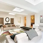 Modern 3 Bedrooms 3 Baths Full Center Of Paris