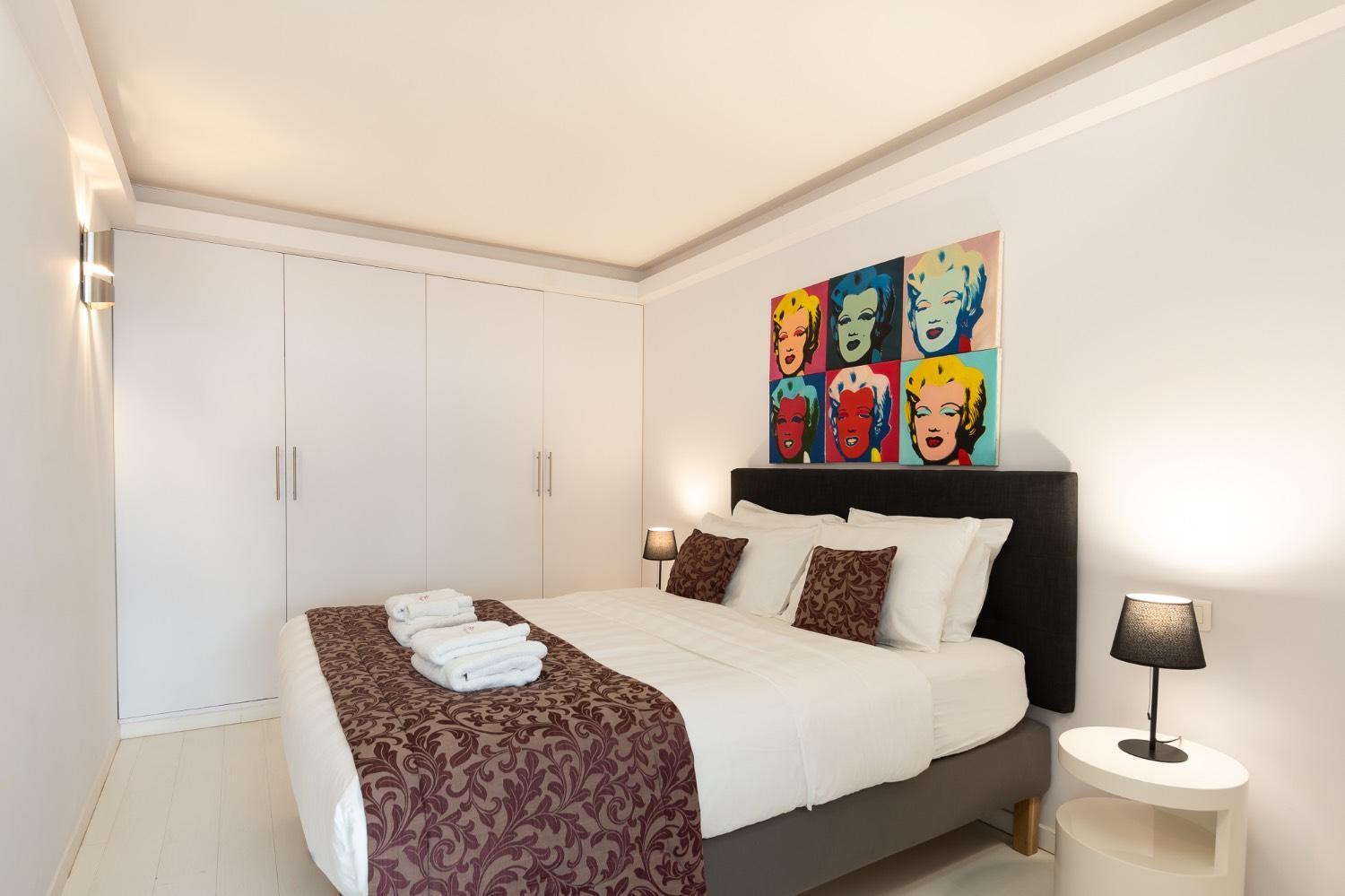 Modern 3 Bedrooms 3 Baths Full Center Of Appartement *