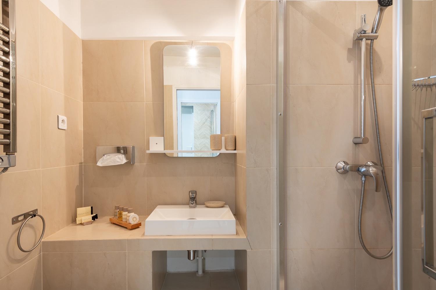 Appartement Modern 3 Bedrooms 3 Baths Full Center Of Parijs